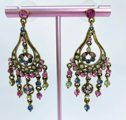 Retro Elegance Tear Drop Earrings